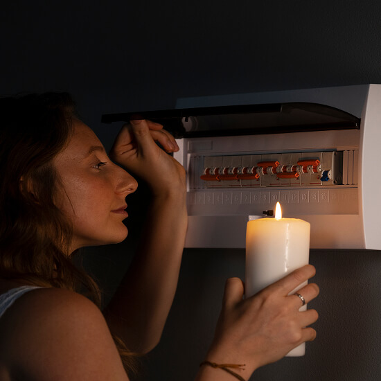 report-an-outage-hero-banner-image